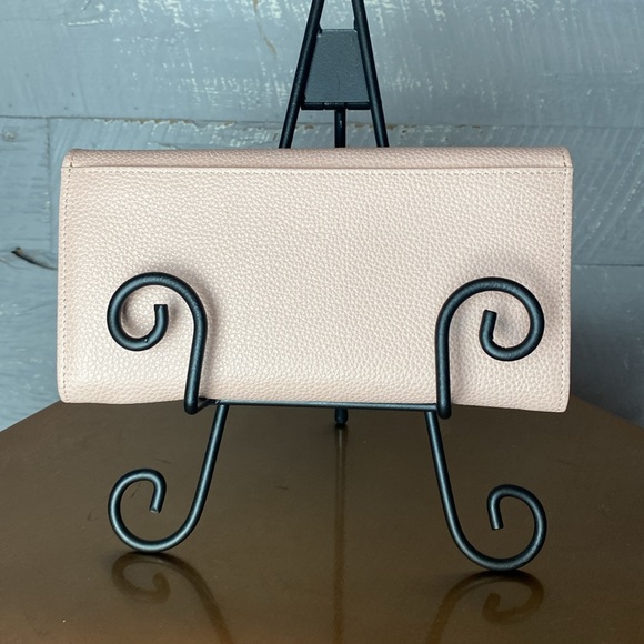 Like new Longchamp pale pink leather wallet - Picture 3 of 9